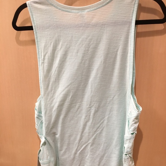 Lululemon var-city muscle tank sea aqua blue Sz 4 - Picture 5 of 8